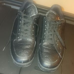 NWOT ALL BLACK LOUIS VUITTON RIVOLI SNEAKERS